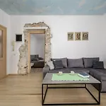 Apartman View